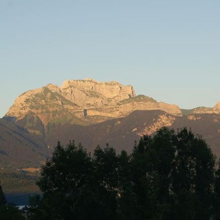 B&B Le Sourire Du Lac Sévrier Buitenkant foto