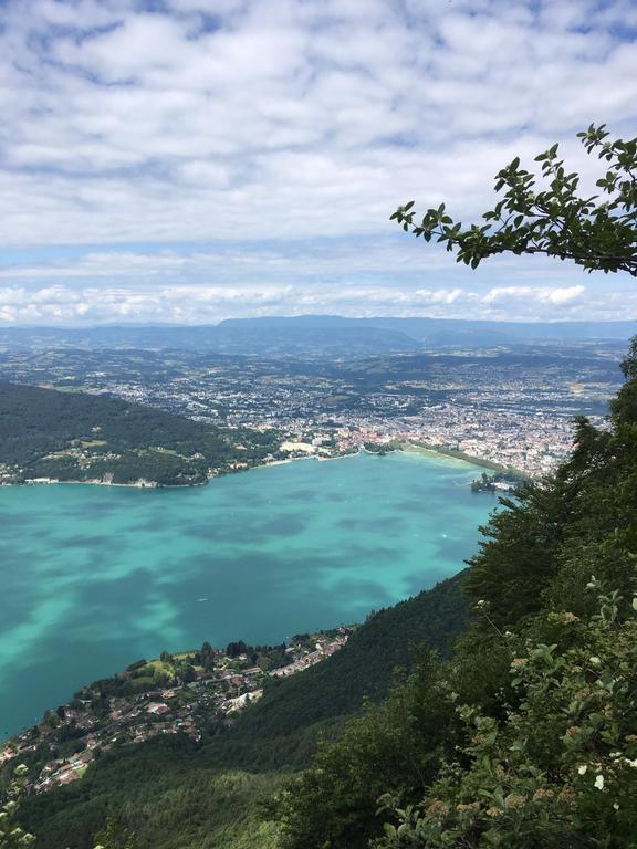 B&B Le Sourire Du Lac Sévrier Buitenkant foto