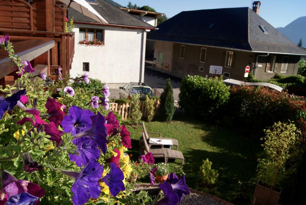 B&B Le Sourire Du Lac Sévrier Buitenkant foto