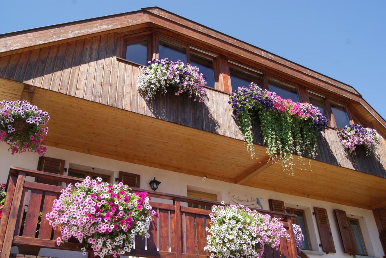 B&B Le Sourire Du Lac Sévrier Buitenkant foto